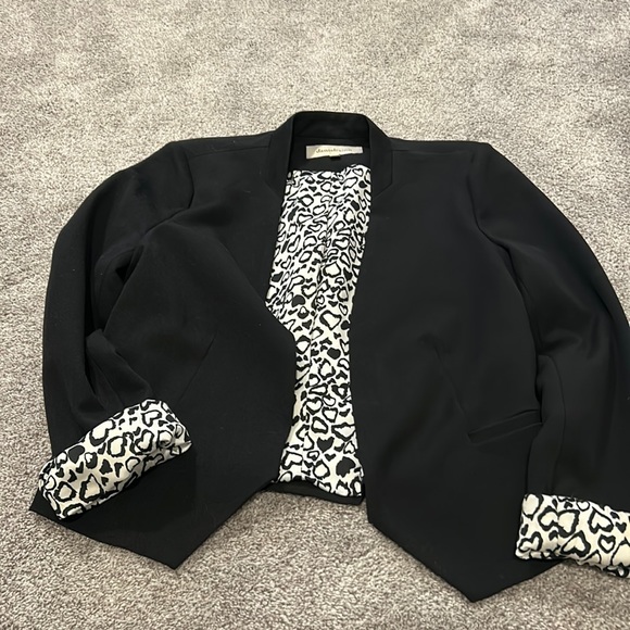 Heart 💜 Blazer - Picture 1 of 6